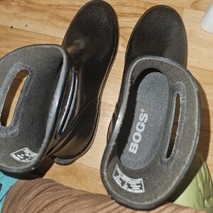 Bogs Women's Ankle Glitter Rain Boots, Black Waterproof Slip-On, Size